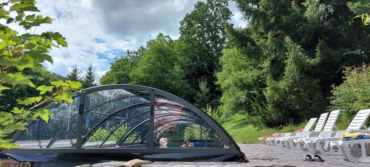 Ubytovani V Soukromi - Apartman Meran Svoboda nad Úpou Exteriör bild